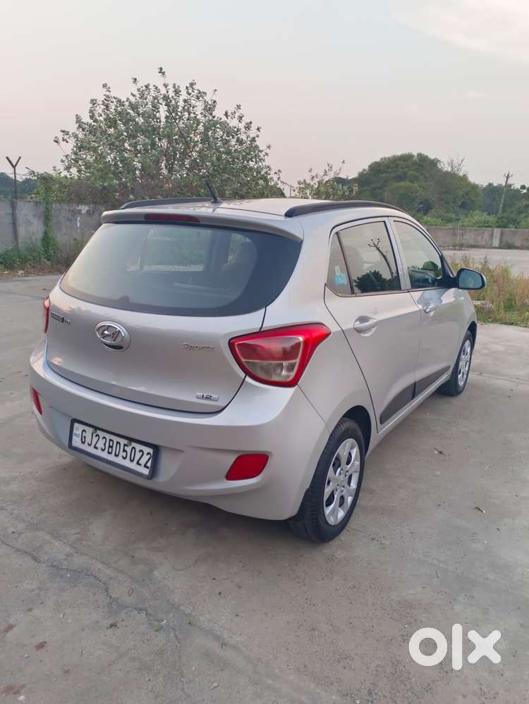 Hyundai Grand I10 Sportz Cng, 2016, Cng & Hybrids