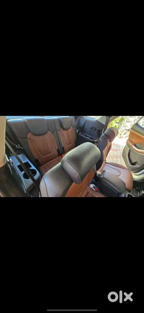 Hyuandai Alcazar Plantinum O 6 Seater Automatic