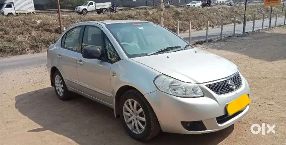 Maruti Suzuki Sx4 1.6 Vxi 2012