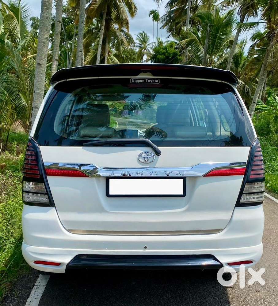 Toyota Innova 2011 Original Kerala