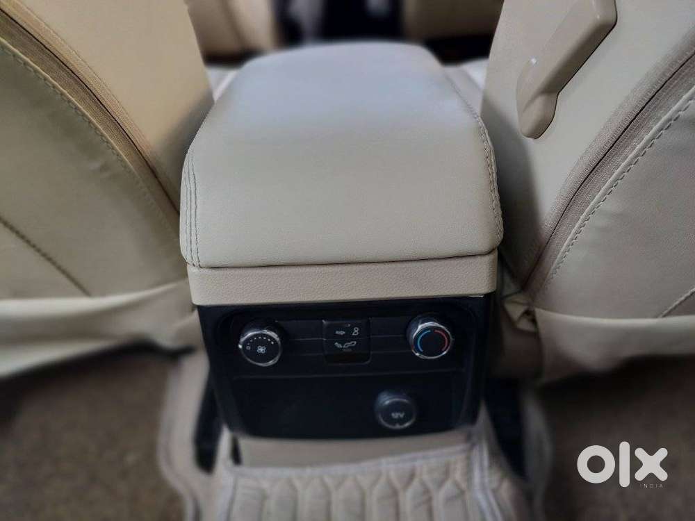 Ford Endeavour 2.2 Titanium 4x2 At, 2018, Diesel