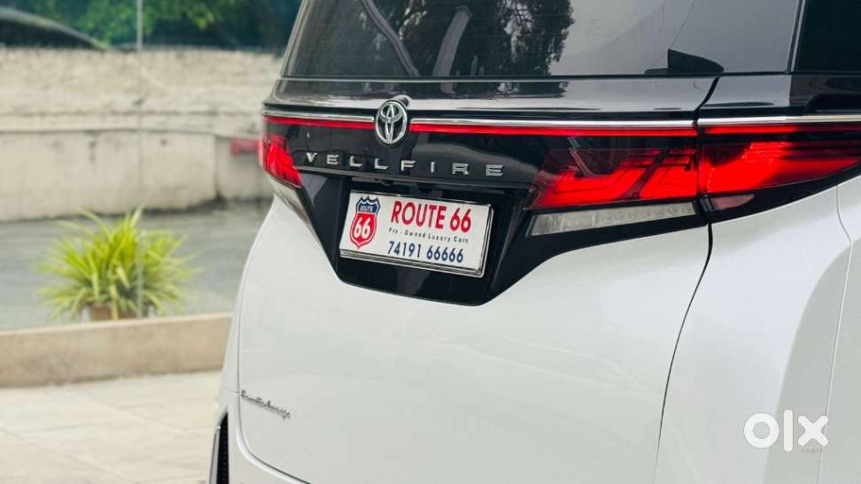 Toyota Innova Crysta