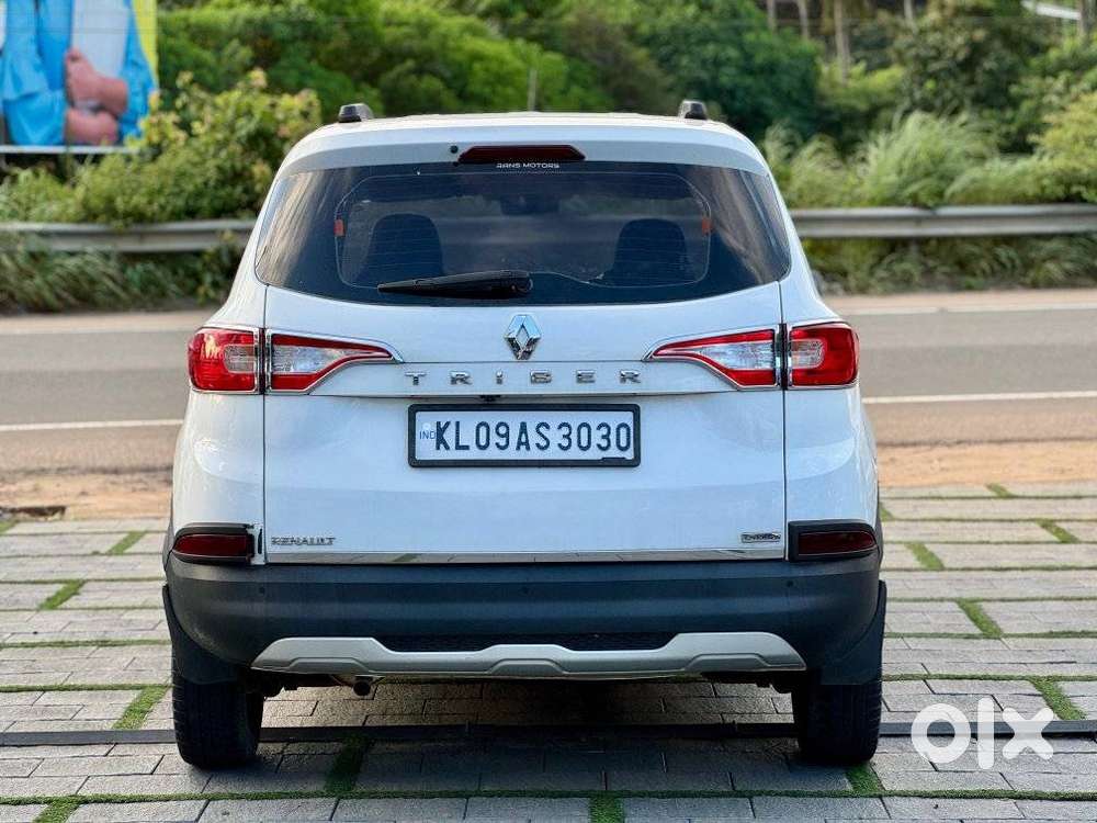 Renault Triber Rxz, 2019, Petrol