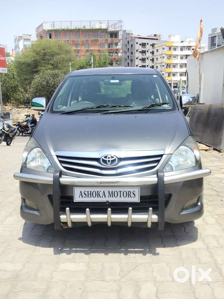 Toyota Innova 2.5 Vx 7 Str, 2010, Diesel