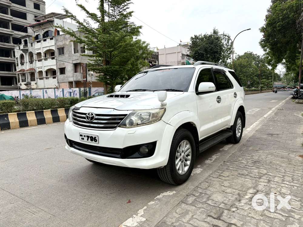 Toyota Fortuner 3.0 4x2 Automatic, 2013, Diesel