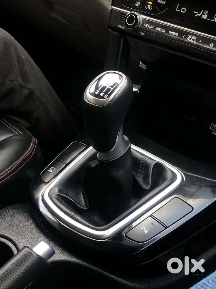 Kia Seltos Htx 1.5 Petrol Mt, 2023, Petrol