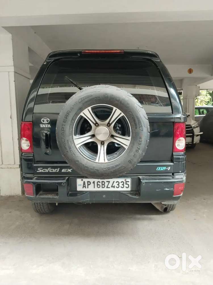 Tata Safari 2012 Diesel 180000 Km Driven