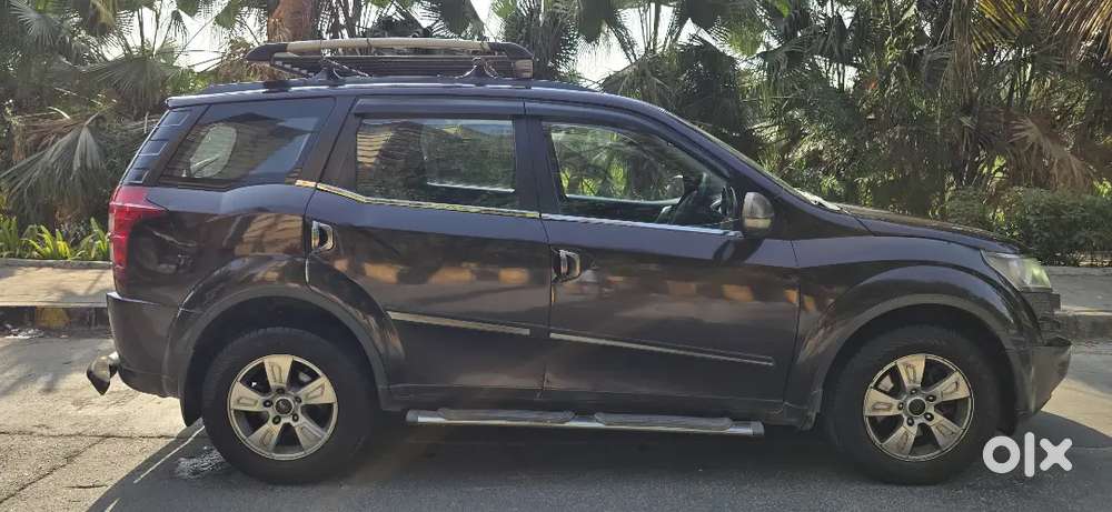 2013 Mahindra Xuv500 W8 Available In Lakeside Purple Colour