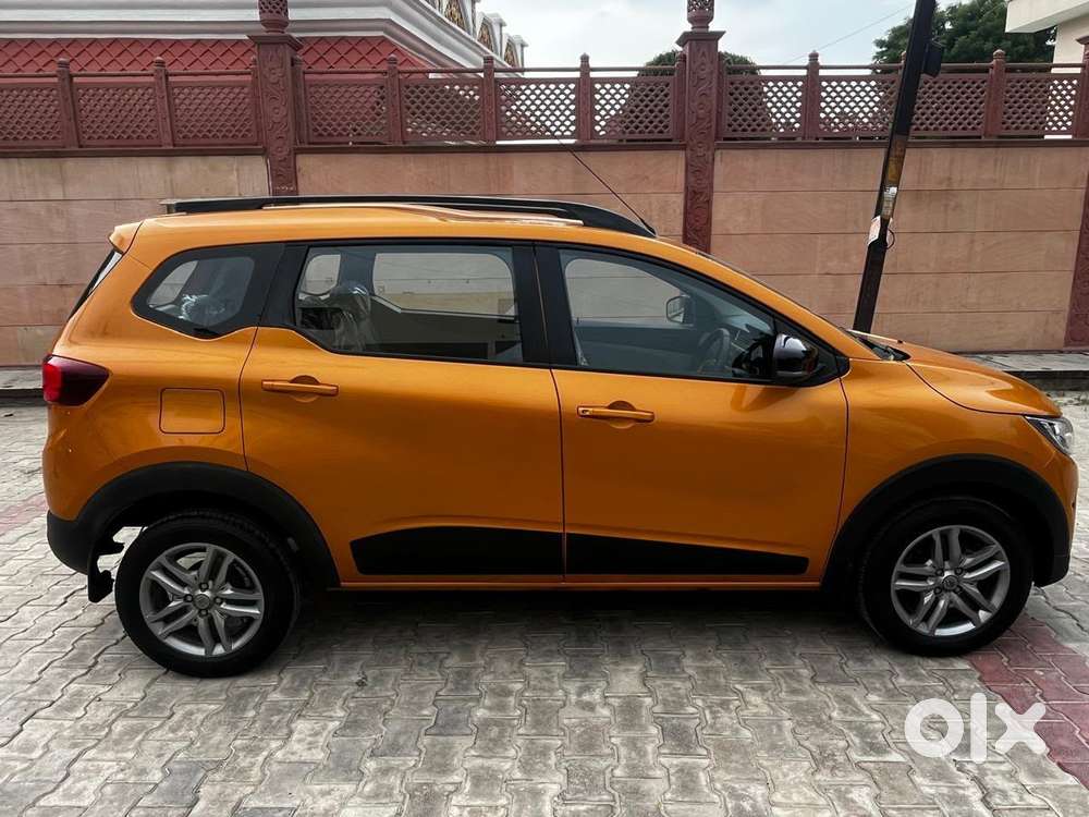 Renault Triber Rxt, 2025, Petrol