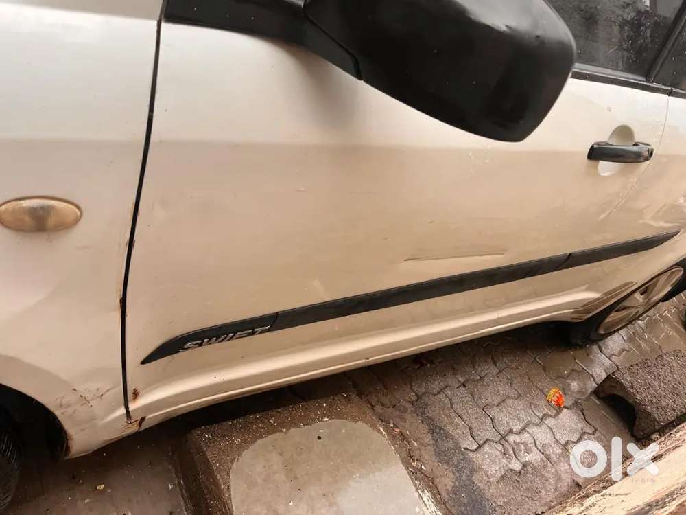 Maruti Suzuki Dzire 2011 Pure Petrol Price Is Negotiable