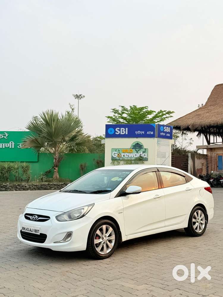Hyundai Fluidic Verna 1.6 Vtvt Sx, 2011, Petrol