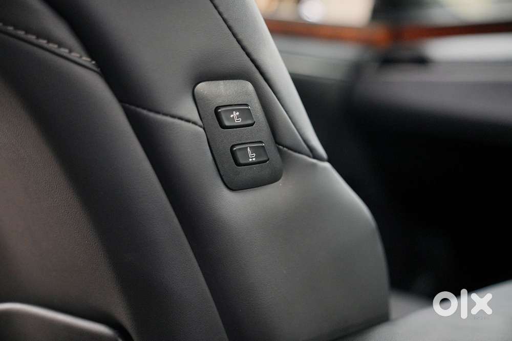 Lexus Es 300h Exquisite, 2024, Petrol
