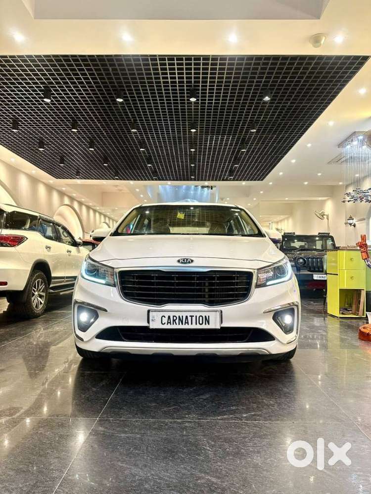 Kia Carnival Premium, 2021, Diesel