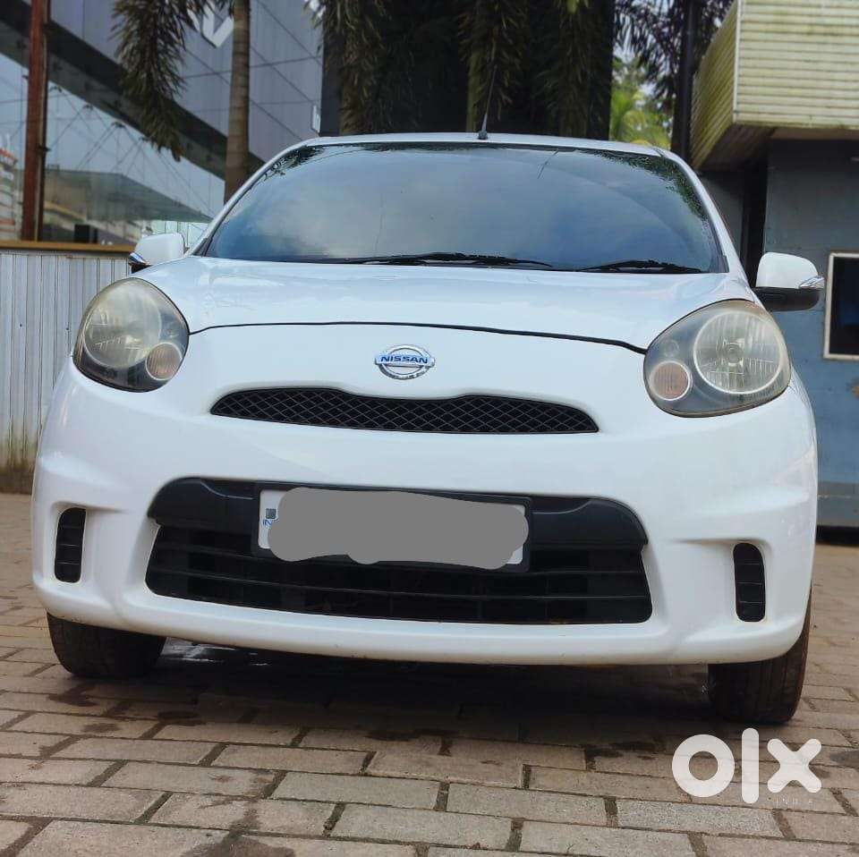 Nissan Micra Cvt Xv, 2017, Petrol