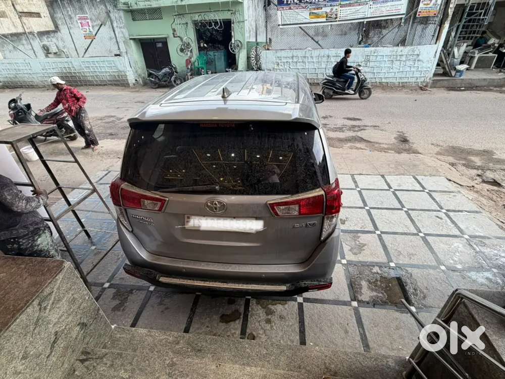 Toyota Innova Crysta 2016 Diesel Mt