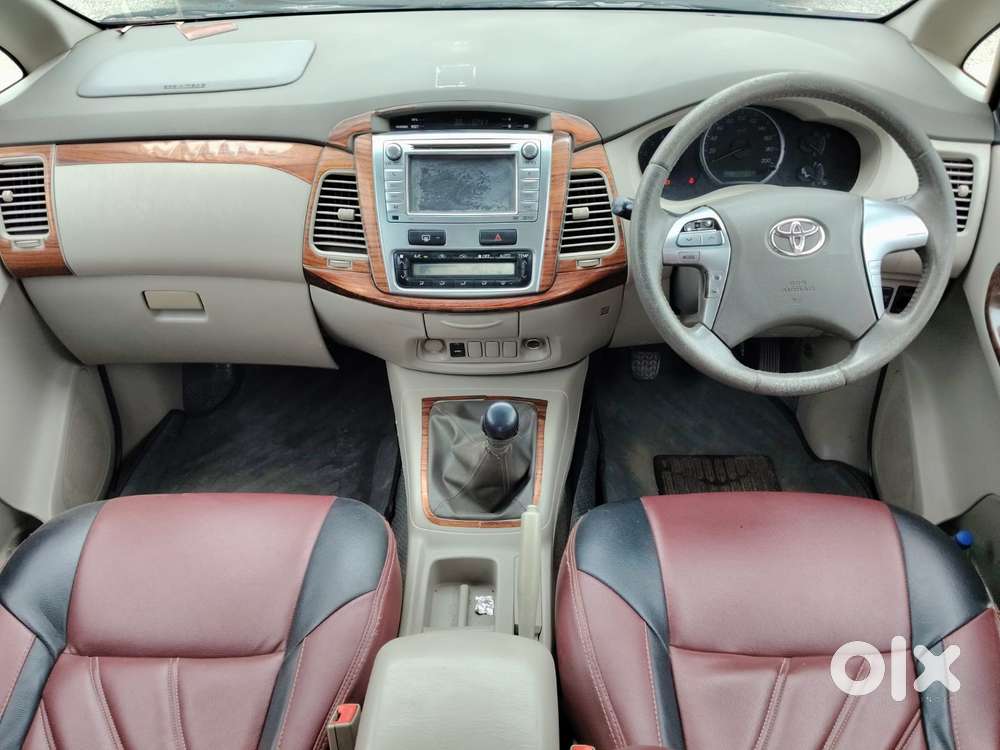Toyota Innova 2.5 V 7 Str, 2014, Diesel