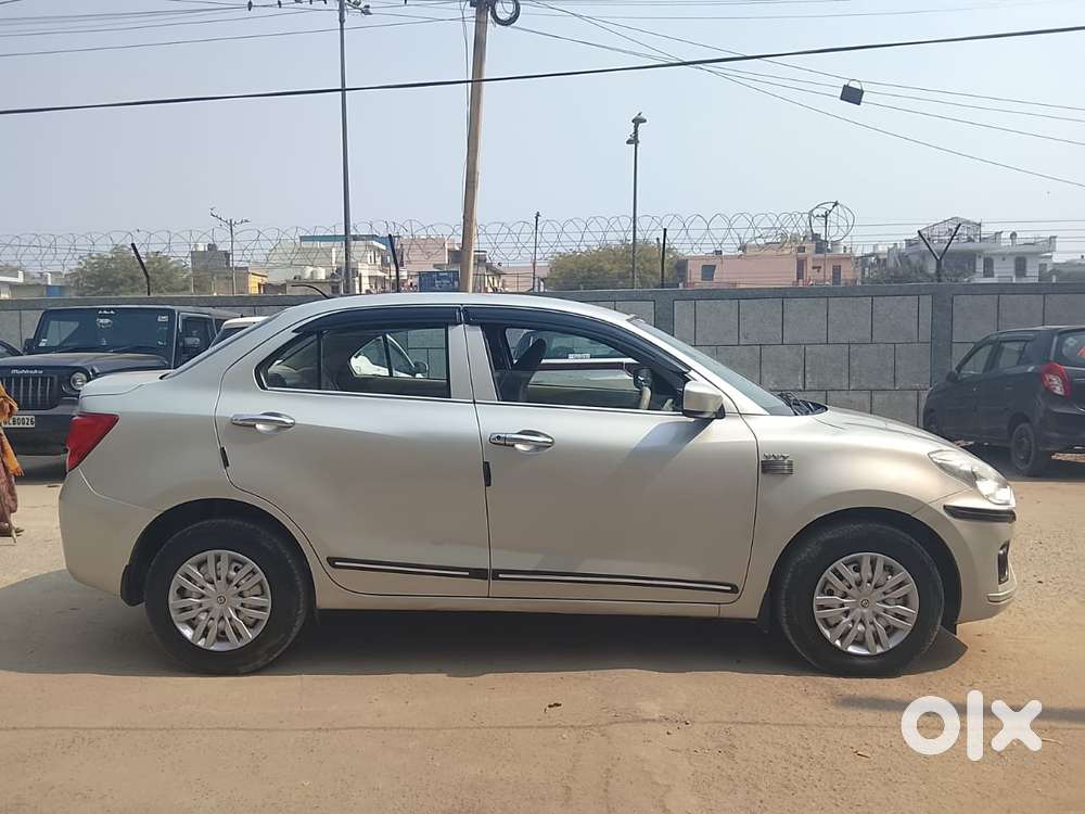 Maruti Suzuki Dzire 1.2 Lxi, 2017, Petrol