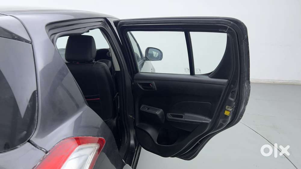 Maruti Suzuki Swift 1.2 Lxi (o), 2016, Petrol
