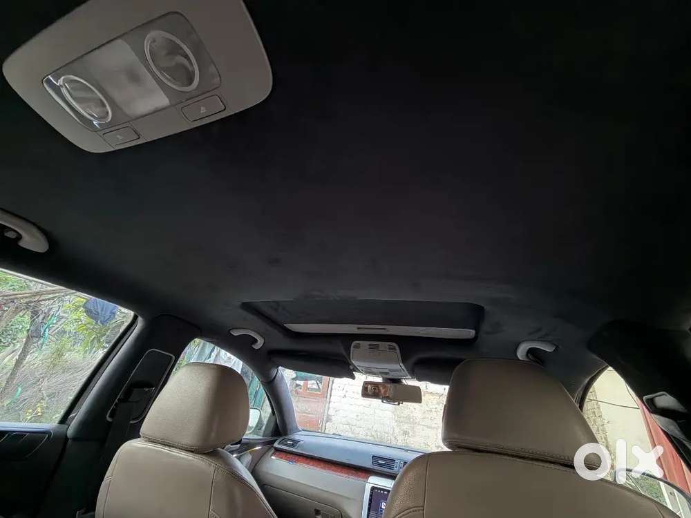 Volkswagen Passat 2010 Petrol 132000 Km Driven
