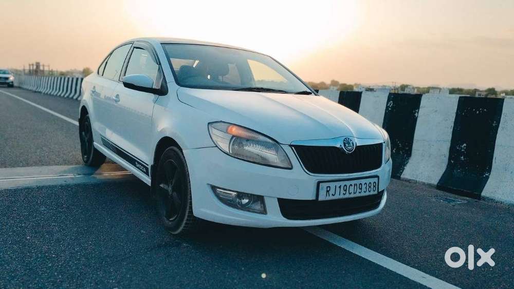 Skoda Rapid 1.5 Tdi Ambition With Alloy Wheel, 2015, Diesel