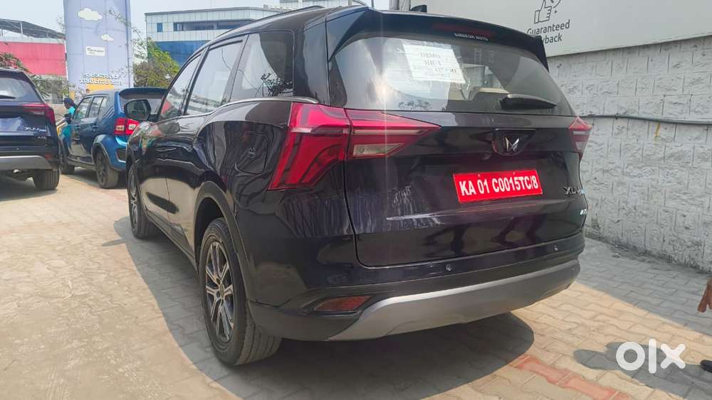 Mahindra Xuv700 2.0 Ax 7 Petrol Mt Str, 2023, Petrol