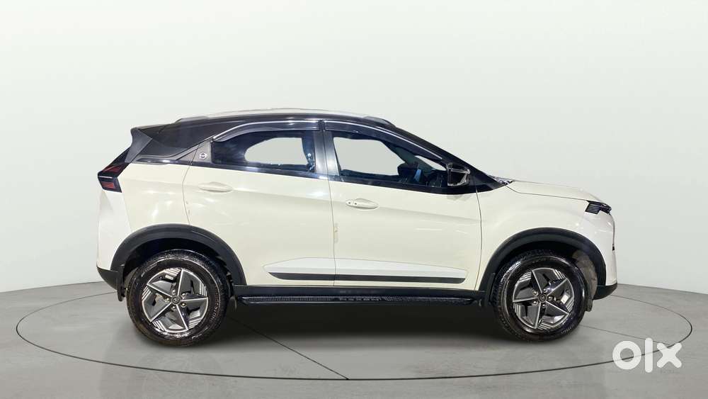 Tata Nexon Creative Plus 1.2 Revotron Petrol 7dca, 2023, Petrol