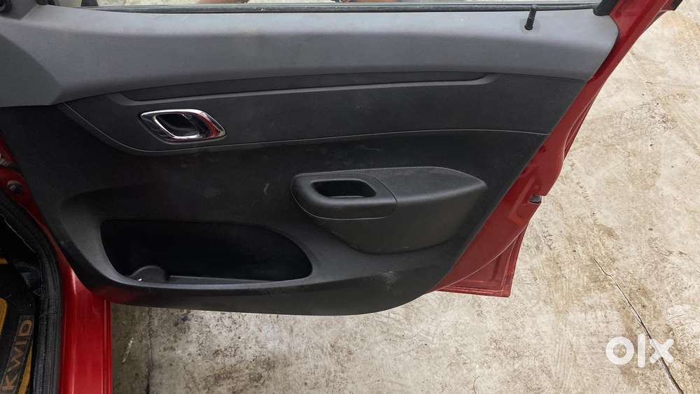 Renault Kwid 2019-ongoing 1.0 Rxt Amt (o), 2020, Petrol
