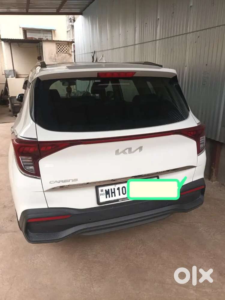 Kia Carens Luxury Dct 2027