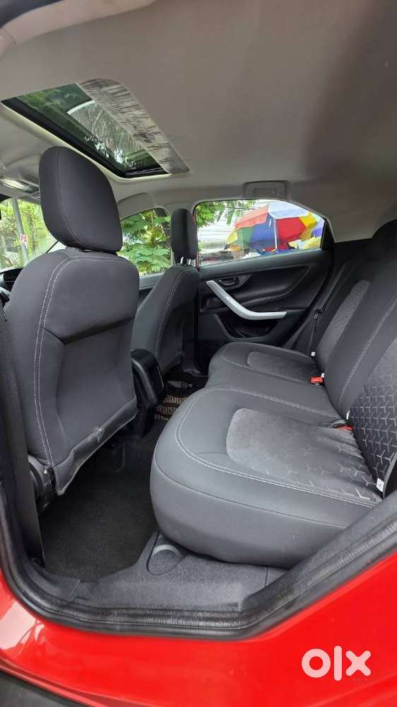 Tata Nexon 1.2 Revotron Xm (s), 2024, Petrol