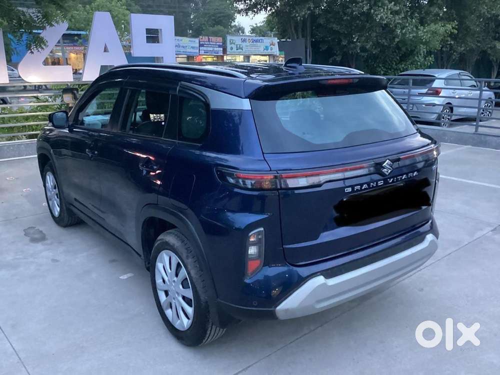 2024 Maruti Suzuki Grand Vitara 1.5 Delta Smart Hybrid At
