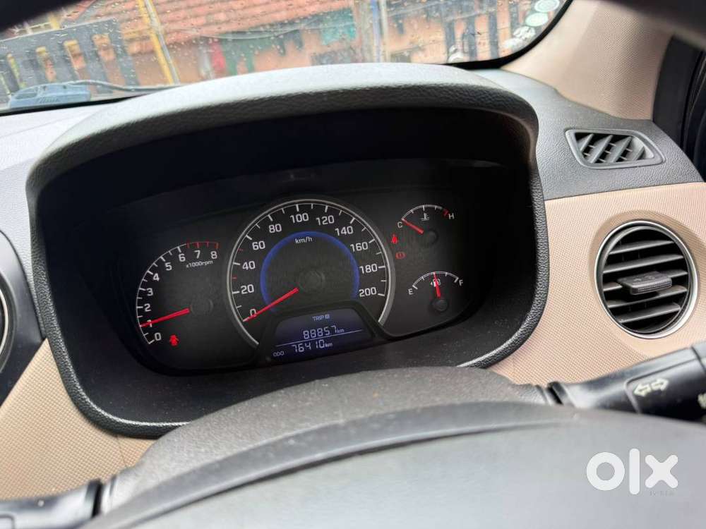 Hyundai Grand I10 Sportz Car For Sale