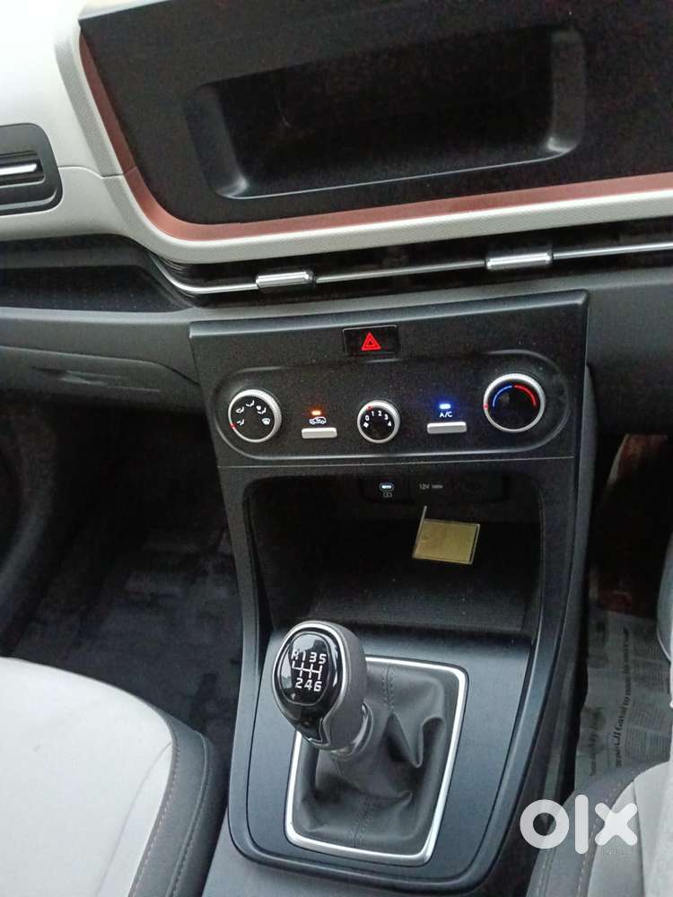 Hyundai Creta 1.5 E Petrol, 2025, Petrol