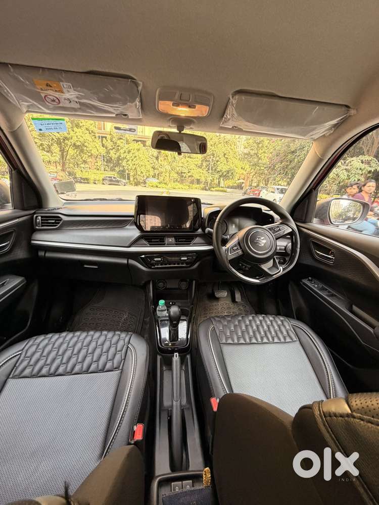 Maruti Suzuki Swift Zxi Plus Amt Dual Tone, 2025, Petrol
