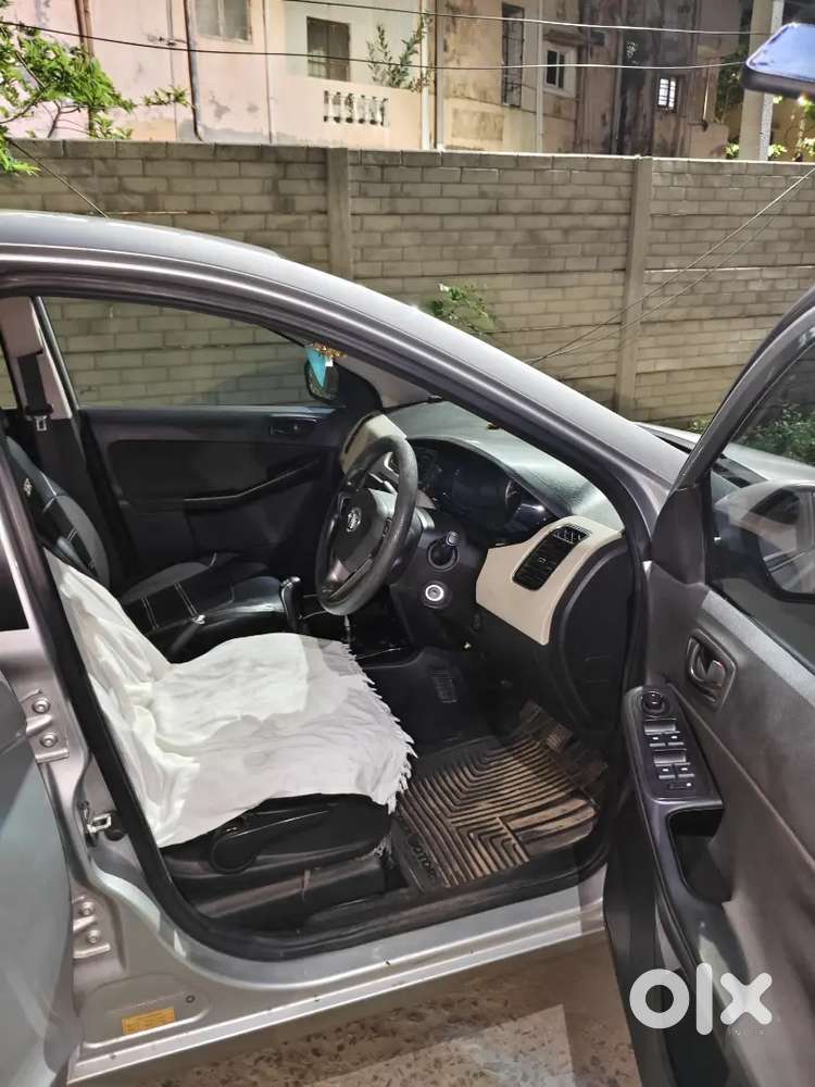 Tata Zest 2015 Petrol 74325 Km Driven