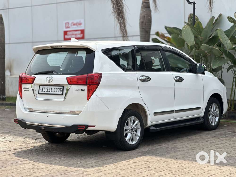 Toyota Innova Crysta