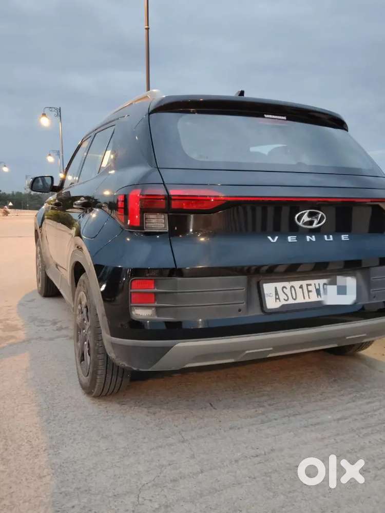 Hyundai Venue 2 Petrol Good Condition