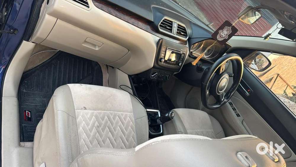 Maruti Suzuki Swift Dzire 2017 Petrol 85000 Km Driven