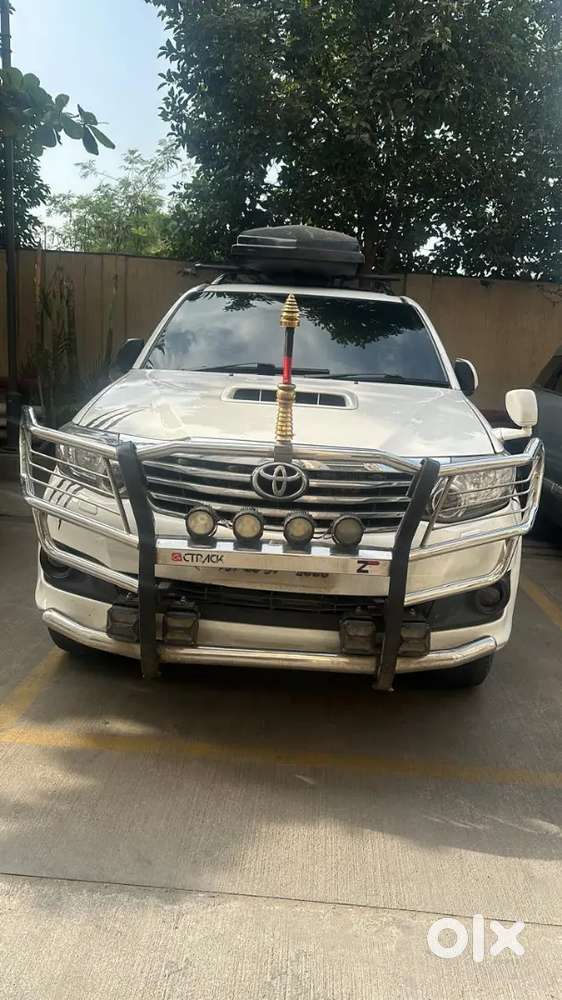 Toyota Fortuner 3.0 2013