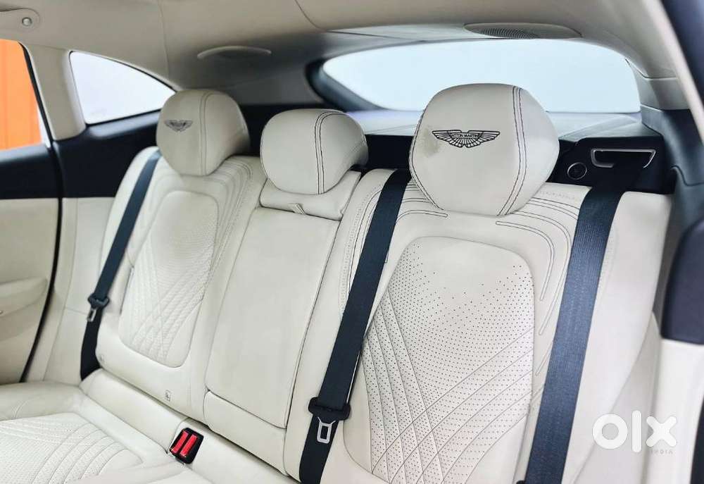 Aston Martin Dbx, 2020, Petrol