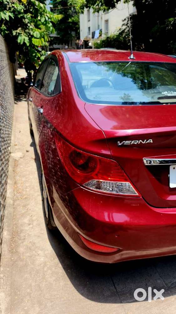 Hyundai Verna Fluidic 1.6 Vtvt Sx Automatic, 2014, Petrol