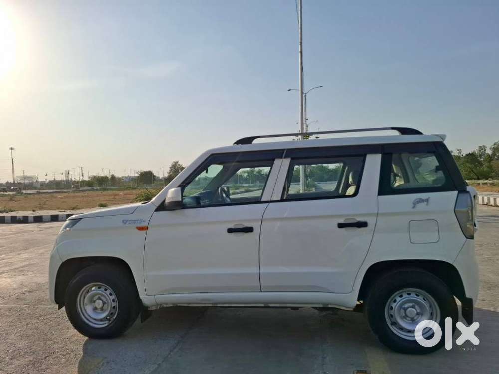 Mahindra Tuv 300 T4 Plus, 2019, Diesel