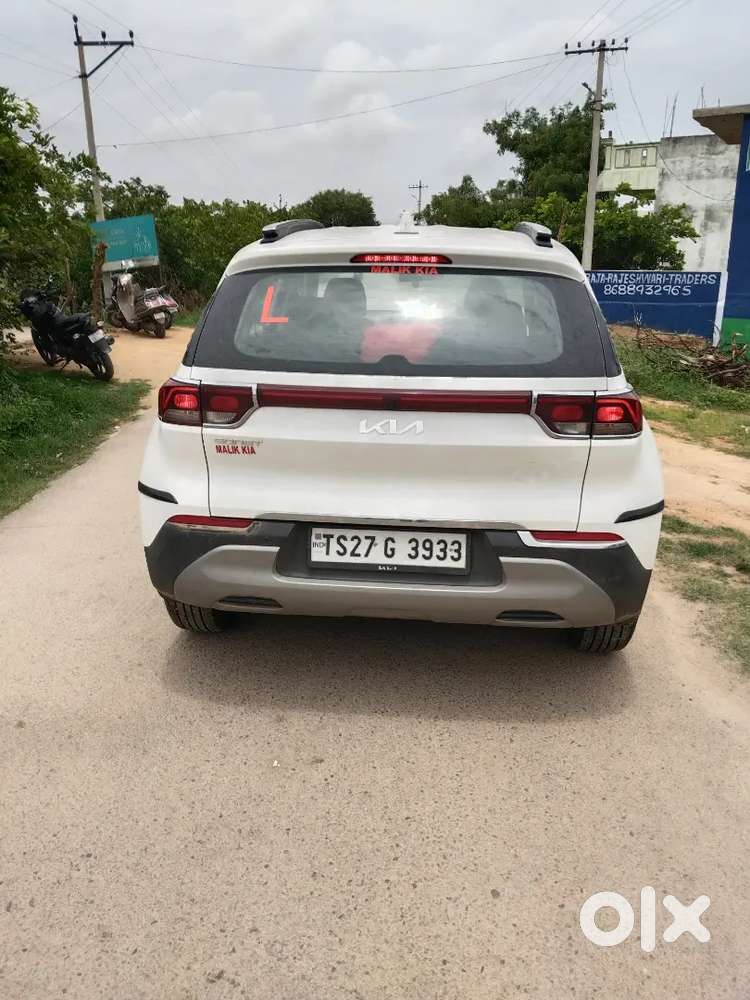 Kia Sonet Petrol 2023