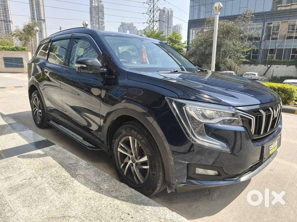 Mahindra Xuv700 2.0 Ax 5 Petrol Mt 7 Str, 2023, Petrol