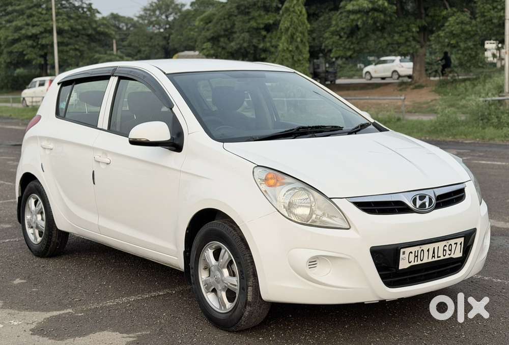 Hyundai I20 Sportz Option, 2011, Petrol