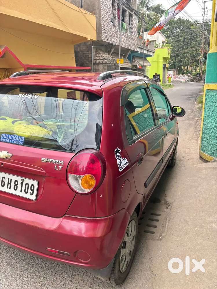 Chevrolet Spark 2011 Petrol Well Maintained