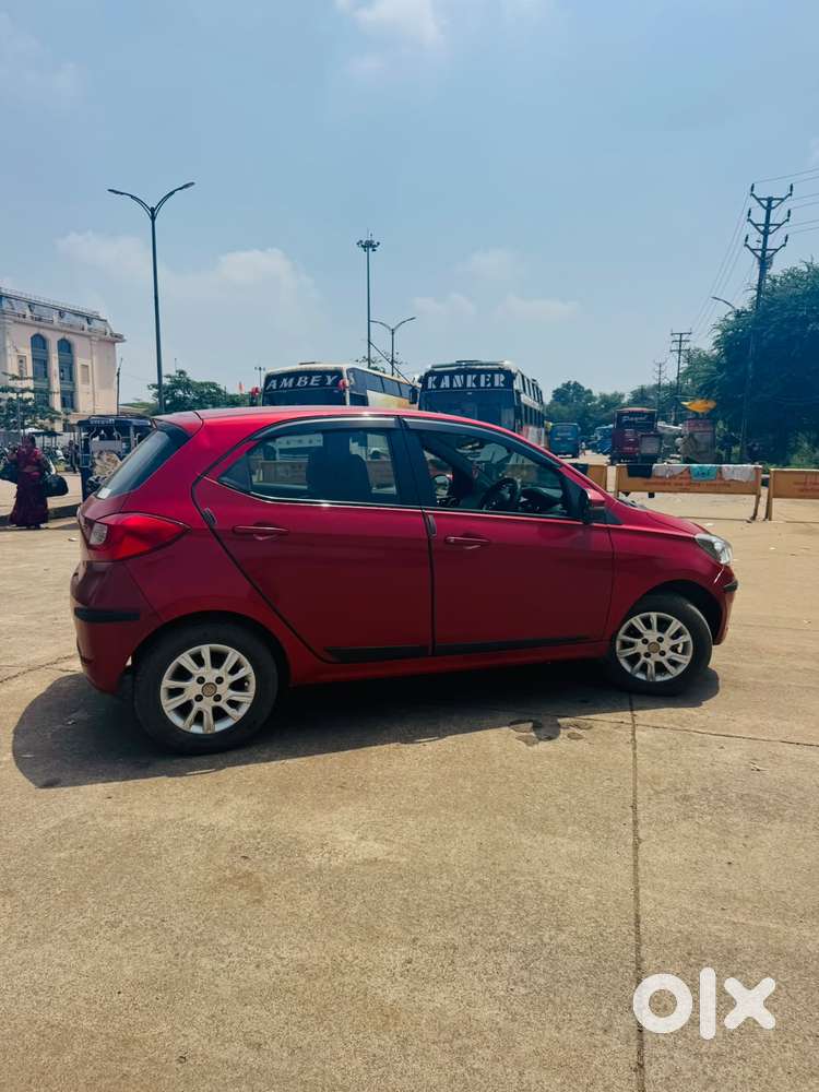 Tata Tiago, 2018, Petrol