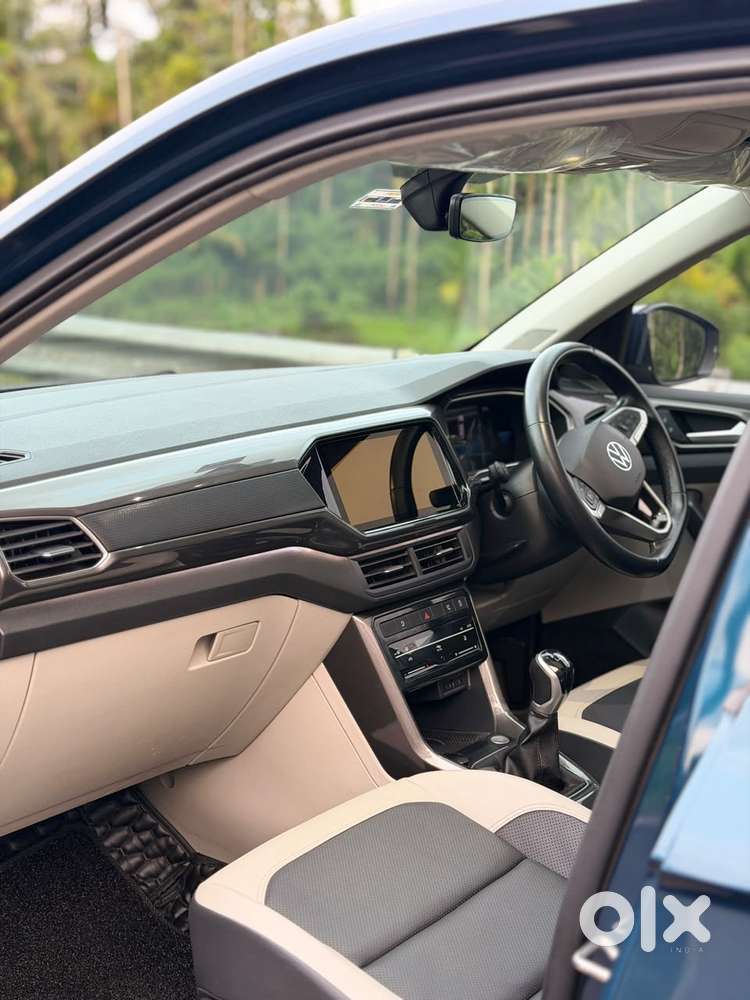 Volkswagen Taigun 1.0 Tsi Topline At, 2023, Petrol