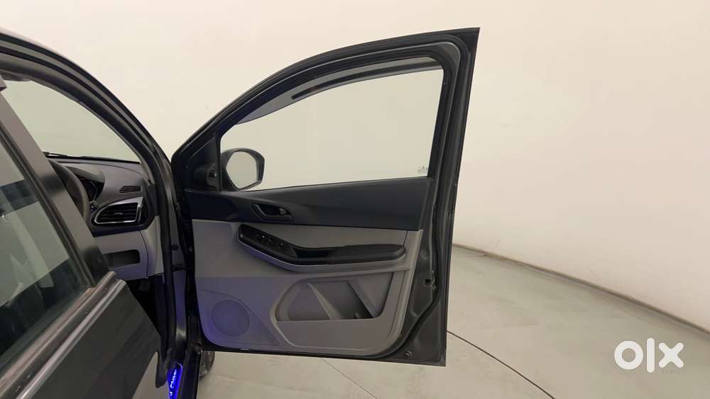 Tata Tiago 1.2 Revotron Xt Cng, 2022, Cng & Hybrids
