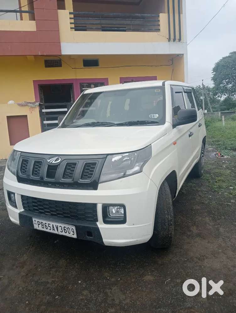 Mahindra Tuv 300 2019 Diesel 85000 Km Driven