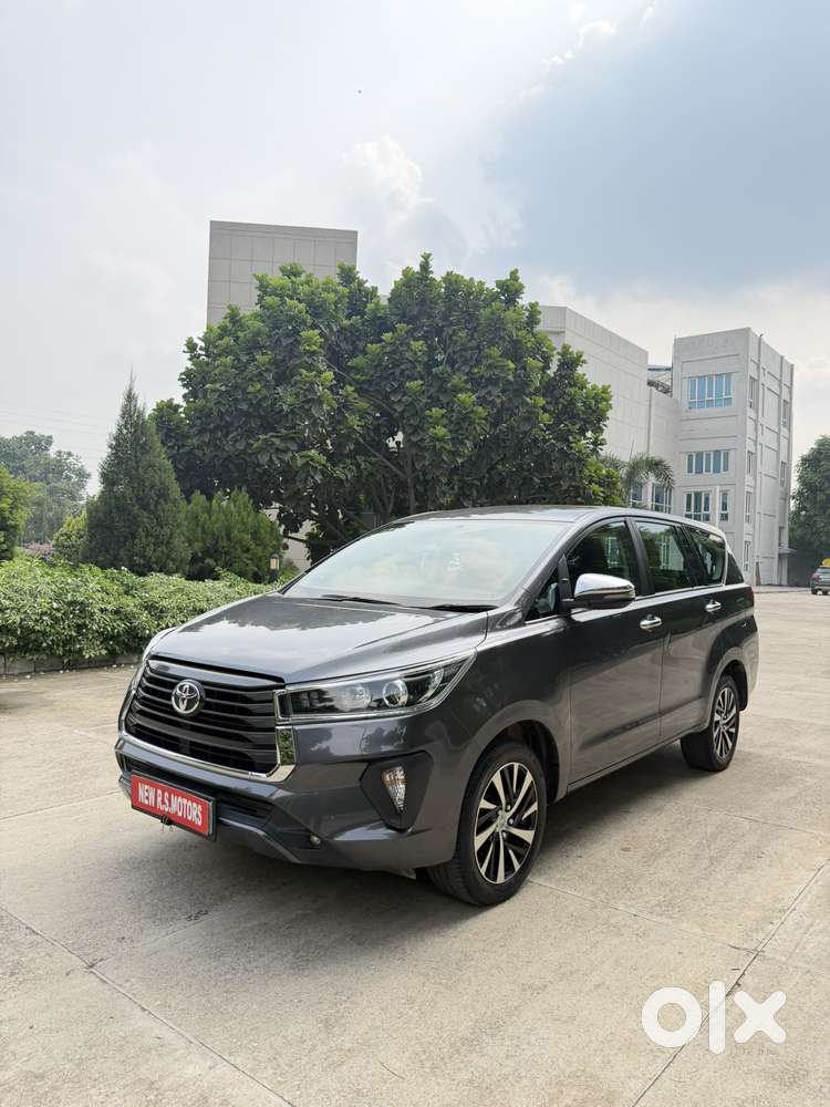 Toyota Innova Crysta 2.4 Z 7 Str, 2023, Diesel